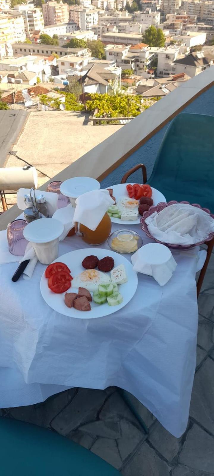 Dino Guest House Gjirokastër 外观 照片